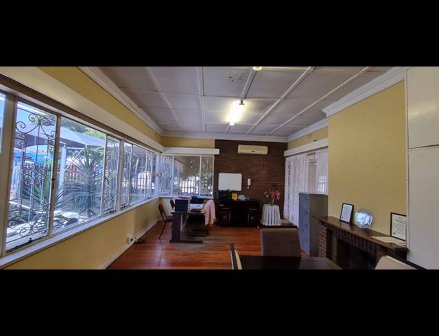 200M² OFFICE TO LET IN KRUGERSDORP CENTRAL